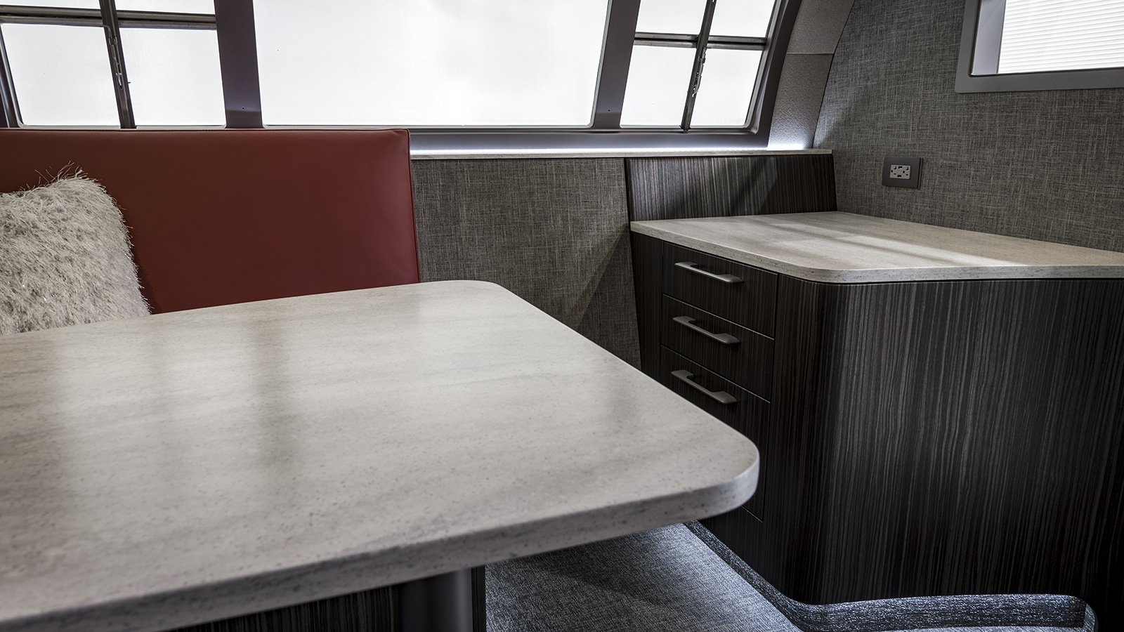 1949 Spartan Mobile Office - Image 7